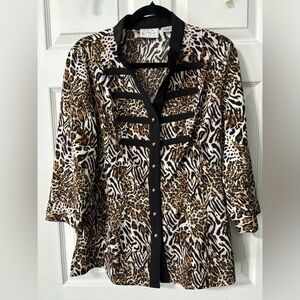 Kathy Che Stretch Roll Tab 3/4 Sleeve Animal Print V-Neck Blouse Size Large